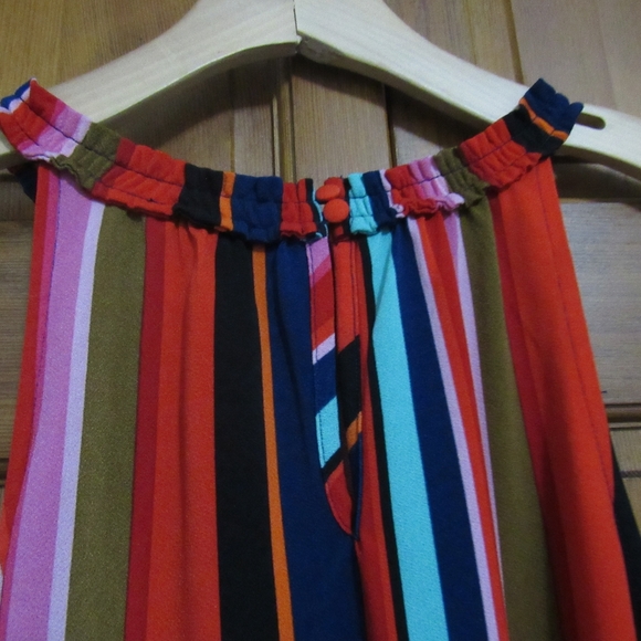 Top - Picture 4 of 5